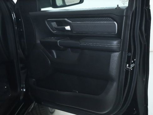 Used 2025 RAM 1500 Big Horn AWD/4WD image 34