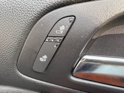 Used 2013 Chevrolet Tahoe LT AWD/4WD image 55