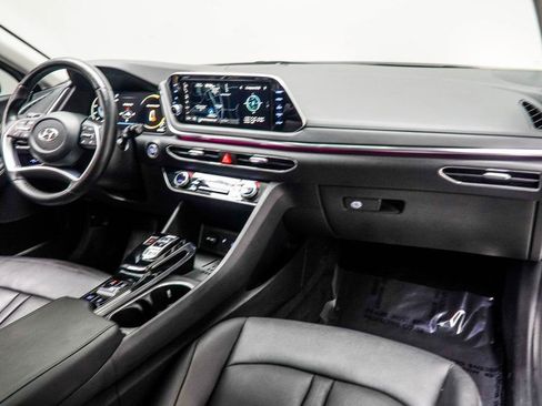 Used 2023 Hyundai Sonata Limited w/ Preferred Accessory Package image 15