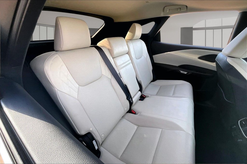 Used 2024 Lexus RX 350 Premium w/ Accessory Package (A2) FWD image 28
