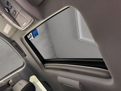 Used 2015 GMC Yukon XL Denali w/ Open Road Package image 10