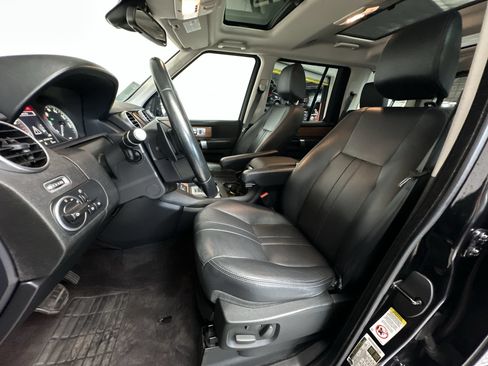 Used 2016 Land Rover LR4 AWD/4WD image 12