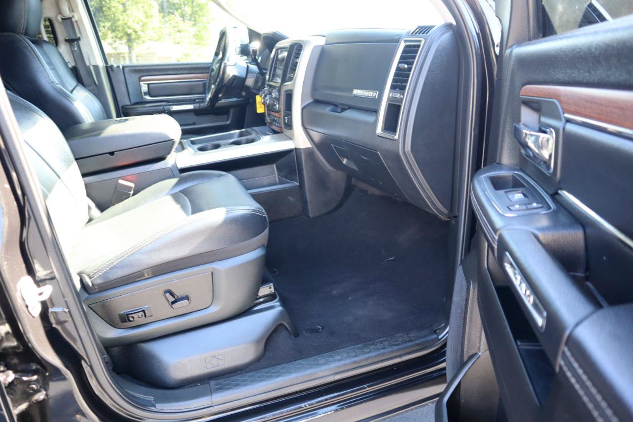 Used 2018 RAM 2500 Laramie w/ Off Road Package AWD/4WD image 16