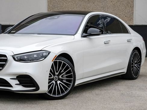 Used 2022 Mercedes-Benz S 580 4MATIC Sedan image 6