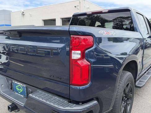 Certified 2022 Chevrolet Silverado 1500 RST w/ LPO, Blackout Package AWD/4WD image 6