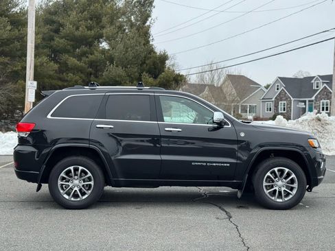 Used 2016 Jeep Grand Cherokee Overland w/ Advanced Technology Group image 5