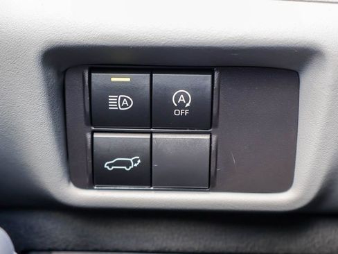 Used 2024 Toyota Highlander XLE image 22