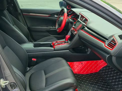 Used 2020 Honda Civic Sport image 10