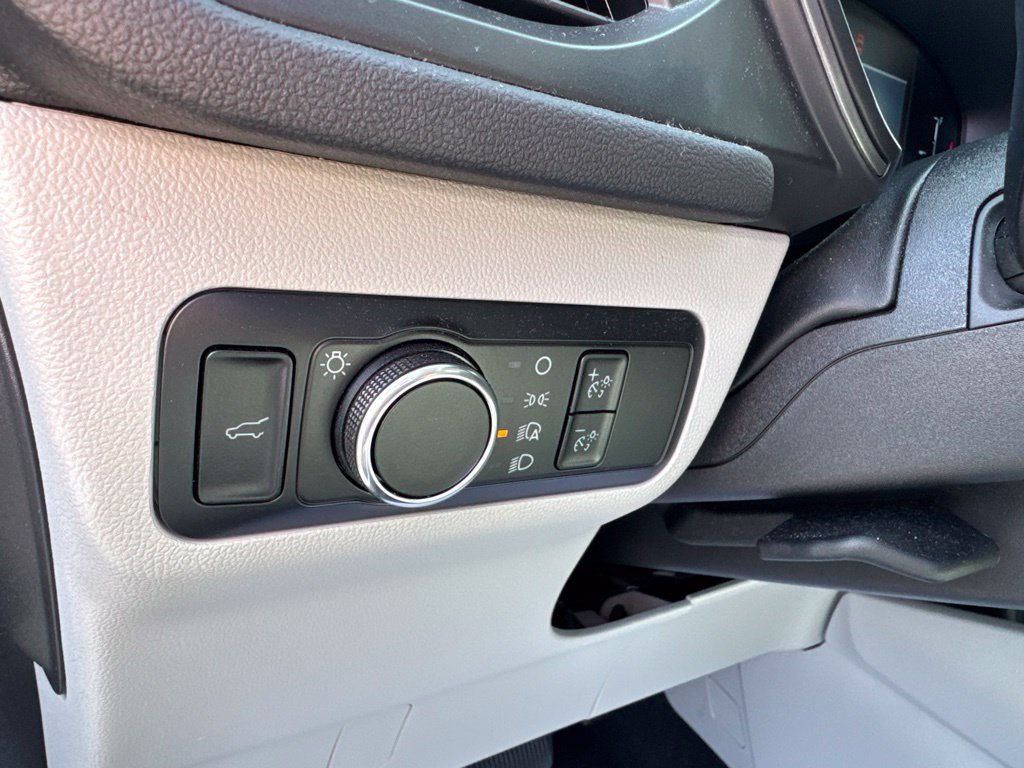 Used 2023 Ford Escape Active AWD/4WD image 18