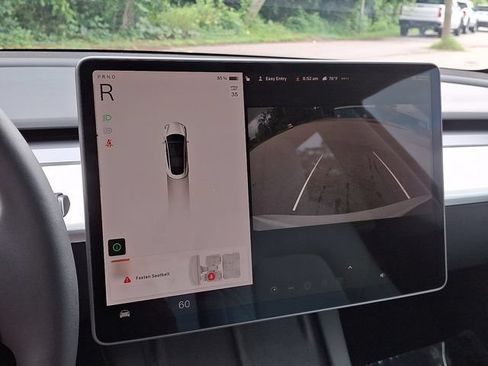 Used 2023 Tesla Model 3 Standard Range RWD image 21