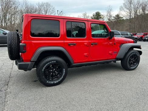Used 2023 Jeep Wrangler Unlimited w/ Cold Weather Group AWD/4WD image 4