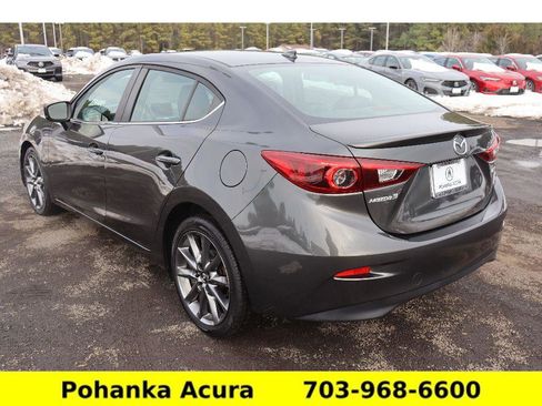 Used 2018 MAZDA MAZDA3 Grand Touring image 5