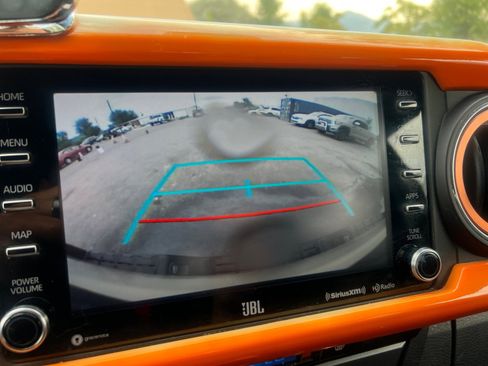 Used 2020 Toyota Tacoma TRD Sport image 24