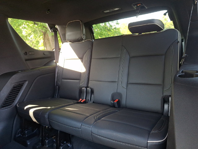 Used 2021 GMC Yukon SLT w/ SLT Luxury Package AWD/4WD image 10