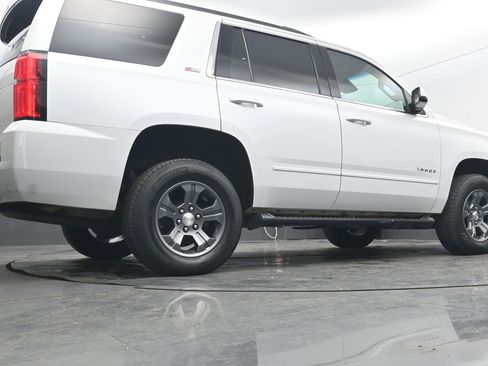 Used 2018 Chevrolet Tahoe LT image 28
