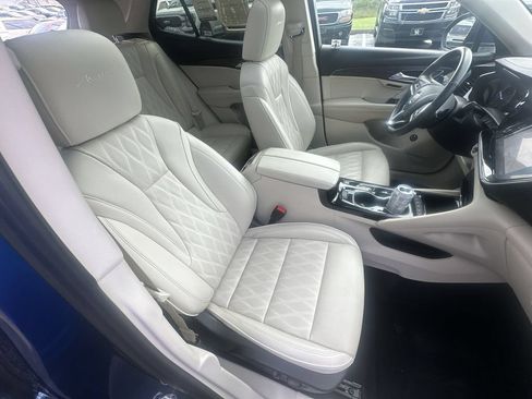 Used 2023 Buick Envision Avenir AWD/4WD image 33