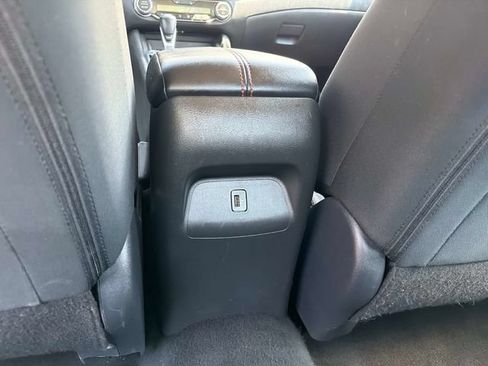 Used 2025 Nissan Sentra SR FWD image 15