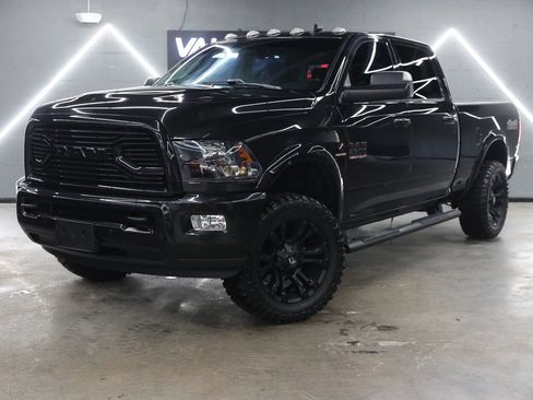 Used 2018 RAM 2500 Big Horn w/ Sport Appearance Group AWD/4WD image 1