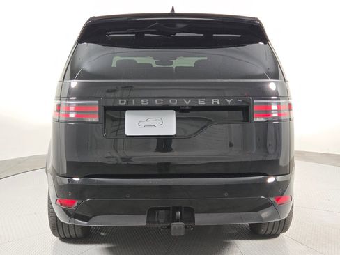 Used 2025 Land Rover Discovery Dynamic SE AWD/4WD image 7
