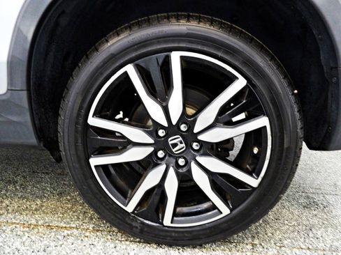 Used 2019 Honda Pilot Touring image 23