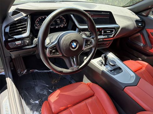 Used 2023 BMW Z4 sDrive30i w/ Premium Package RWD image 11