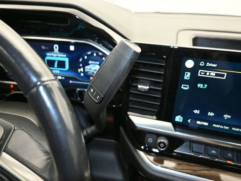 Used 2022 Chevrolet Silverado 1500 RST w/ Z71 Off-Road Package image 18