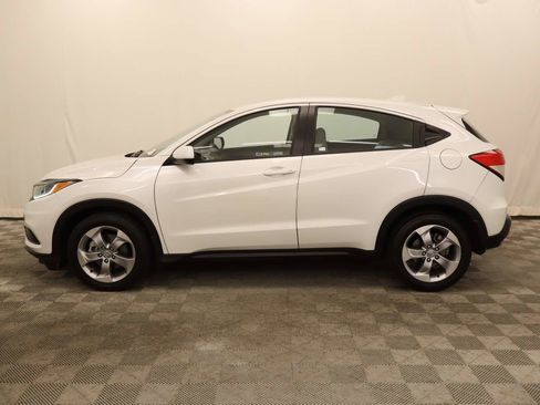 Used 2022 Honda HR-V LX image 2