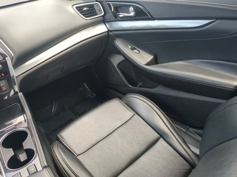 Used 2023 Nissan Maxima SV w/ Floor Mat Group FWD image 18