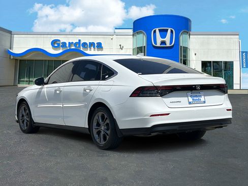 Certified 2023 Honda Accord EX image 4