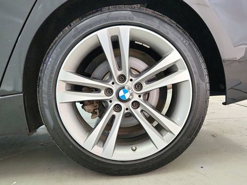 Used 2018 BMW 330i xDrive Sedan AWD/4WD image 39