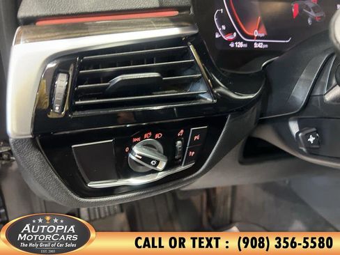 Used 2020 BMW 530i xDrive w/ Premium Package image 21