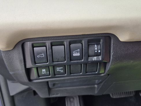 Used 2019 Subaru Ascent Touring AWD/4WD image 30