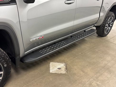 Used 2023 GMC Sierra 1500 AT4 w/ Technology Package image 11