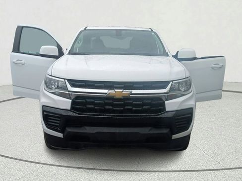 Used 2022 Chevrolet Colorado W/T w/ WT Convenience Package RWD image 9