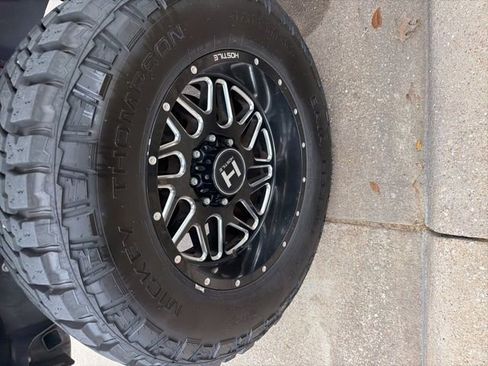 Used 2019 Ford F250 Platinum w/ Platinum Ultimate Package image 5