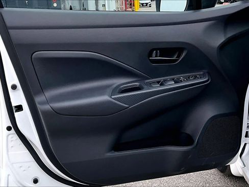 New 2025 Nissan Versa S image 13