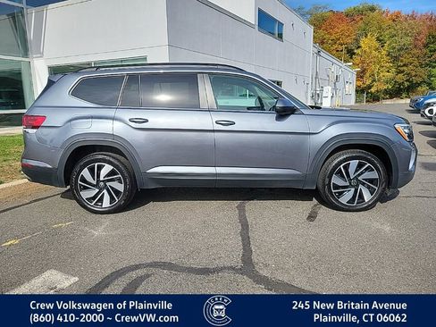 Certified 2024 Volkswagen Atlas SE image 20