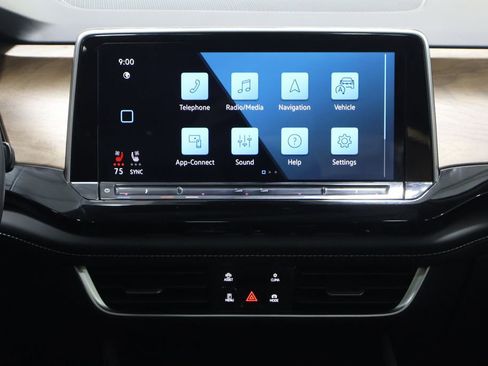 Used 2024 Volkswagen Atlas SE w/ Panoramic Sunroof Package image 19