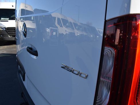 New 2025 Mercedes-Benz Sprinter 2500 image 14