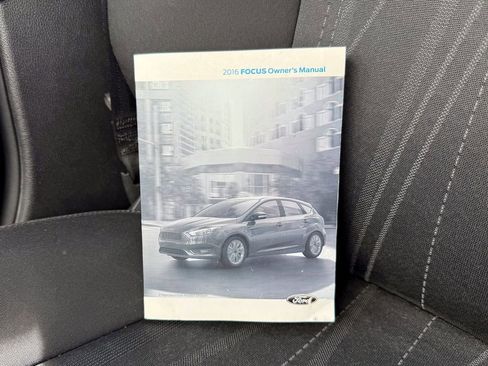 Used 2016 Ford Focus SE image 27