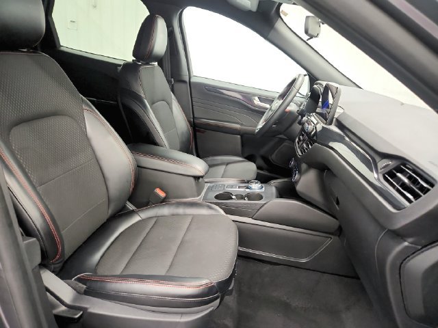 Used 2025 Ford Escape ST-Line FWD image 23