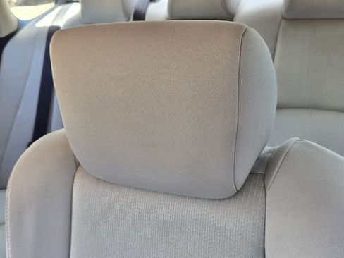 Used 2018 Honda Accord LX image 17