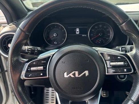 Used 2024 Kia Forte GT-Line w/ GT-Line Premium Package FWD image 17
