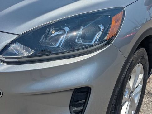 Used 2021 Ford Escape SE w/ Convenience Package AWD/4WD image 10