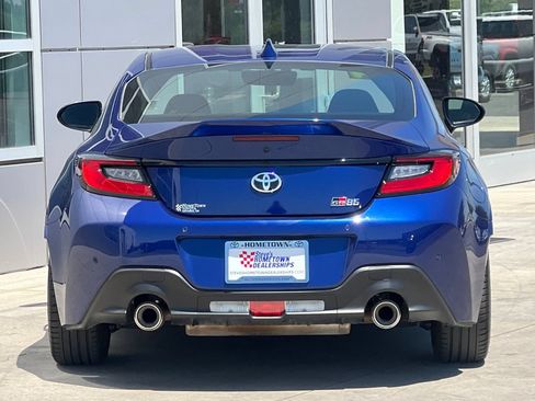 Used 2024 Toyota GR86 Premium RWD image 5