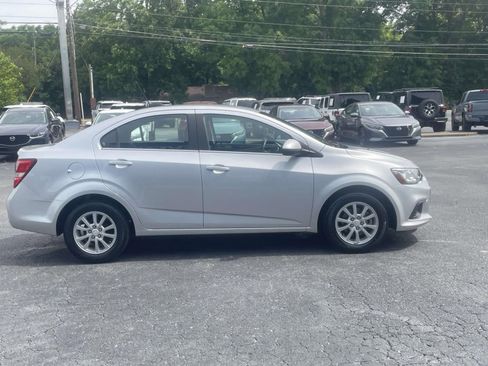 Used 2020 Chevrolet Sonic LT FWD image 2