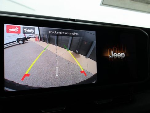 New 2026 Jeep Wrangler Unlimited Rubicon w/ Technology Group image 33