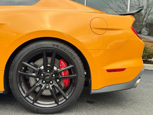 Used 2022 Ford Mustang Shelby GT500 w/ Technology Package image 20