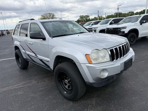 Used 2005 Jeep Grand Cherokee Limited AWD/4WD image 6