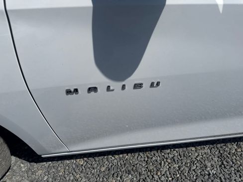 Used 2024 Chevrolet Malibu LT FWD image 10